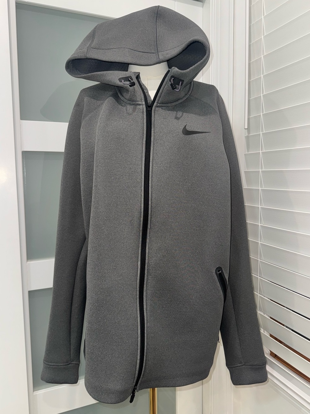 Nike Therma-FIT Sphere Max Hooded Training Jacket Gray Men’s 2XL